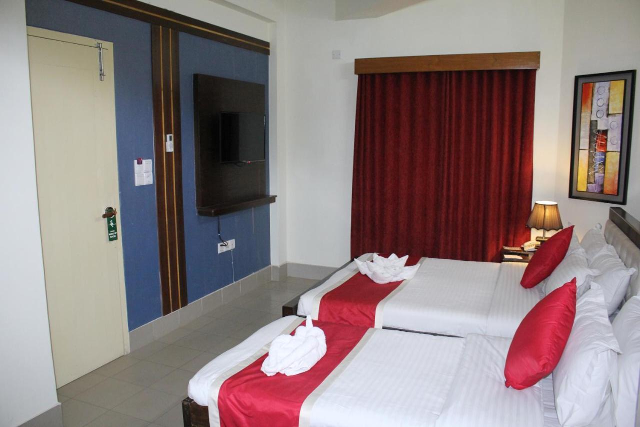 Hotel Grand Circle Inn ダッカ エクステリア 写真